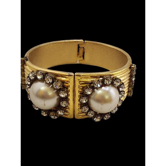 Unsigned Heavy Pearl and Rhinestone Clamper Bangle Bracelet (A4934) - Picture 5 of 8